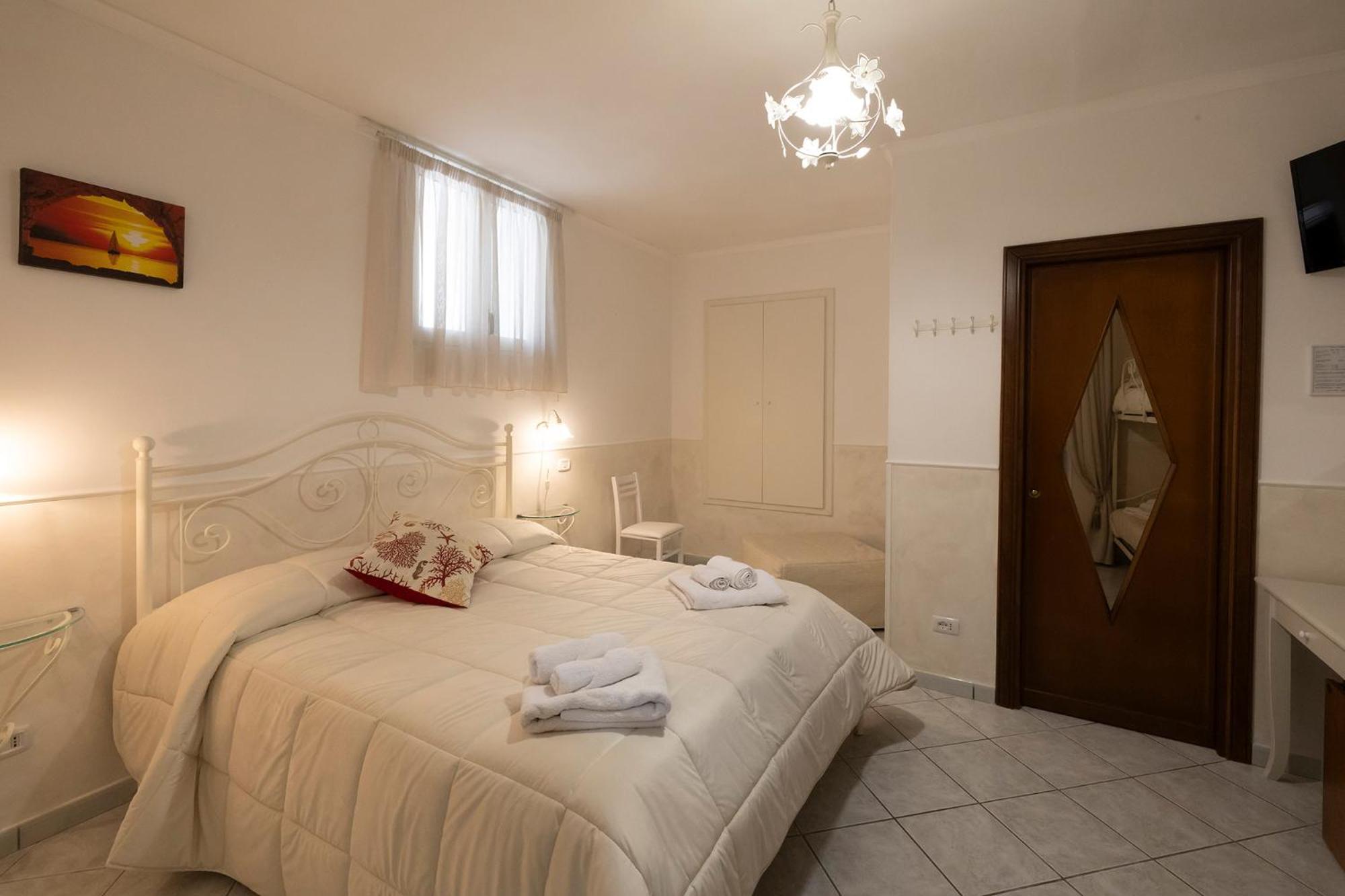 Le Marelle Hotel Furore Buitenkant foto