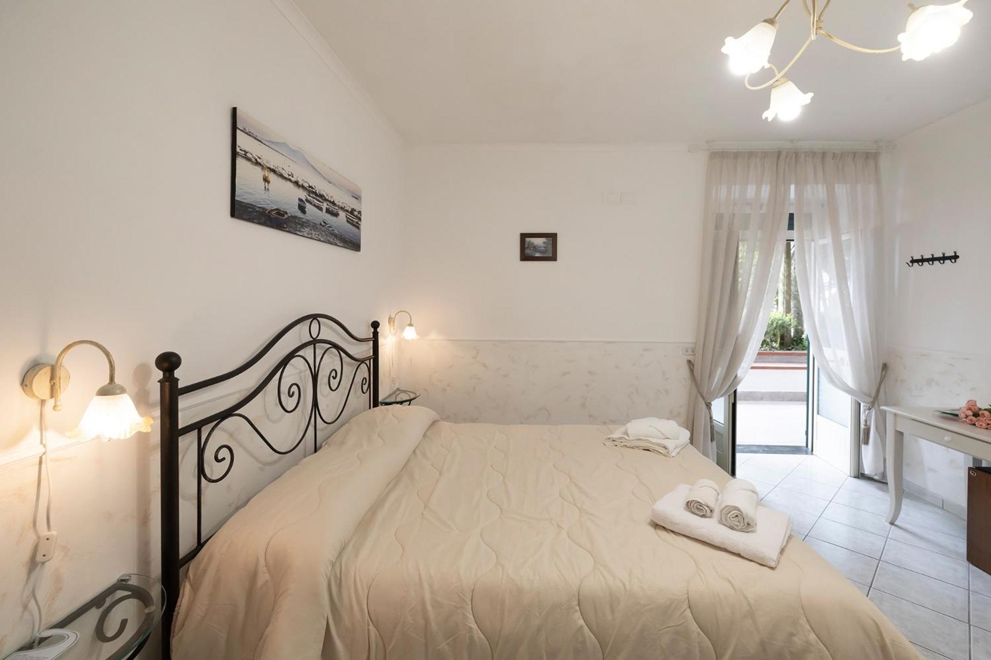 Le Marelle Hotel Furore Buitenkant foto