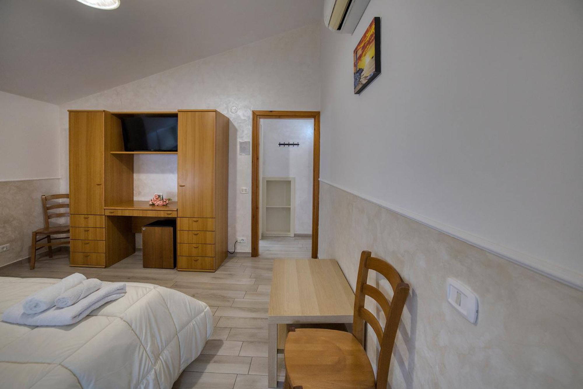 Le Marelle Hotel Furore Kamer foto