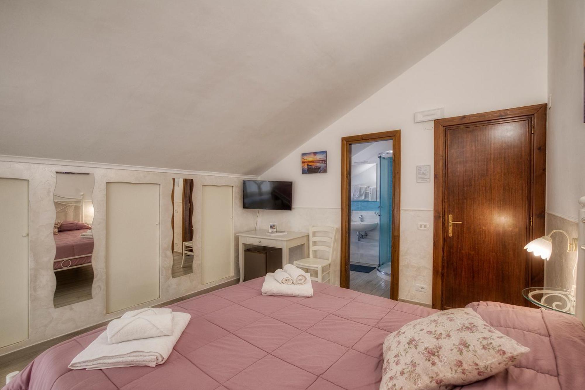 Le Marelle Hotel Furore Kamer foto